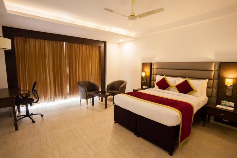 Velvet Clarks Exotica Hotel Zirakpur Eksteriør billede